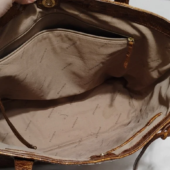 SALE! Auth Brahmin Melbourne Athena Pecan Crocodile Embossed Tote W Attached Bag - Picture 9 of 15